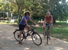 Cicloturisti al Giuggiolo